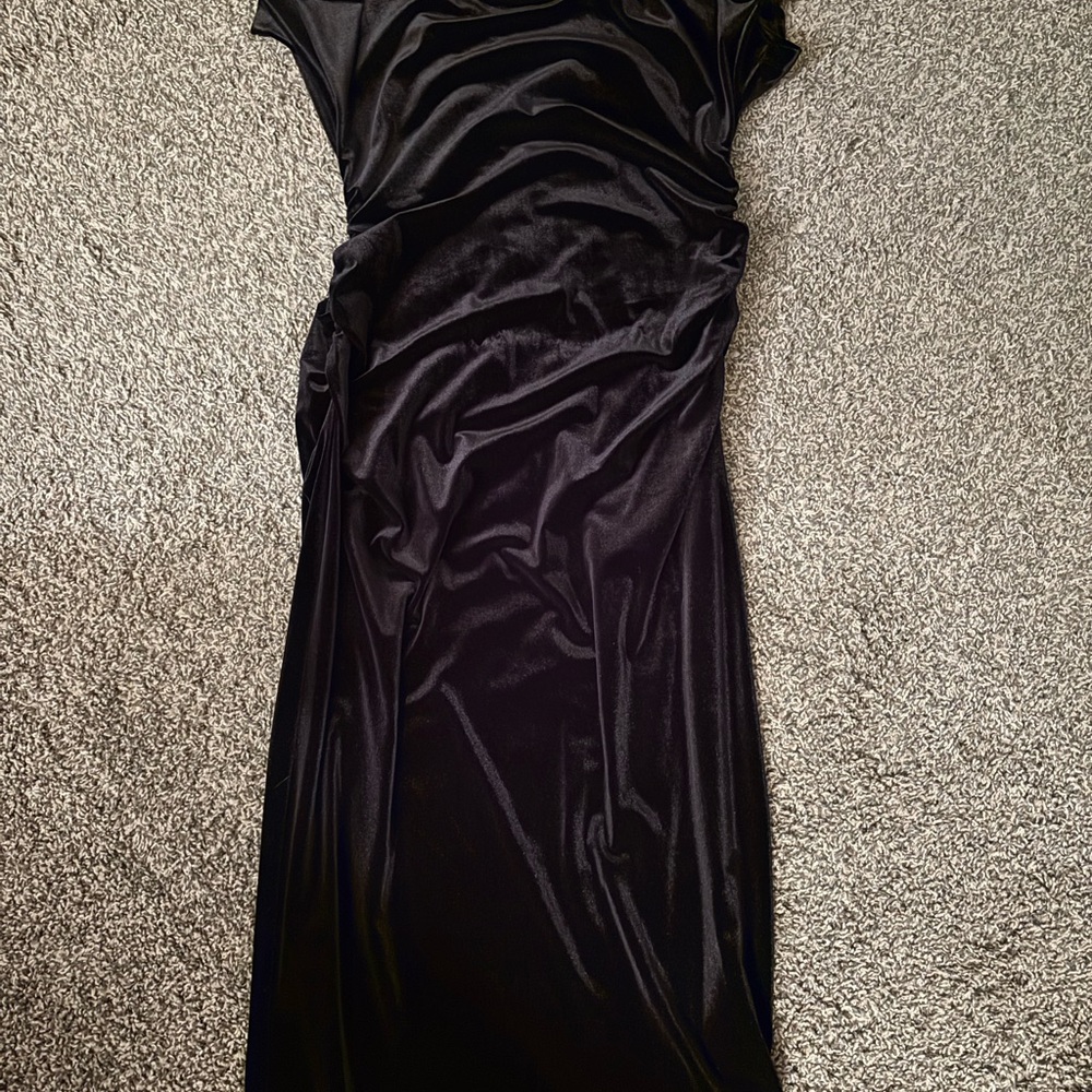 Elegant Black Velvet Dress